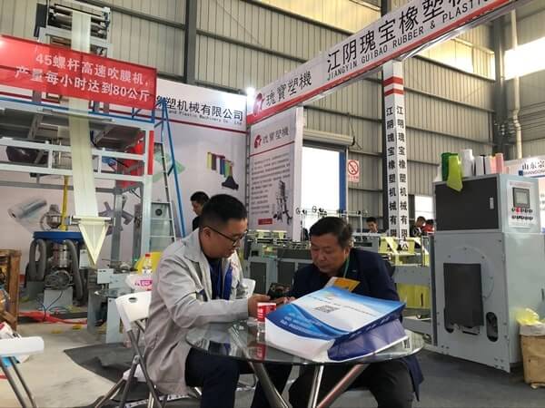 M&aacute;y m&oacute;c thiết bị